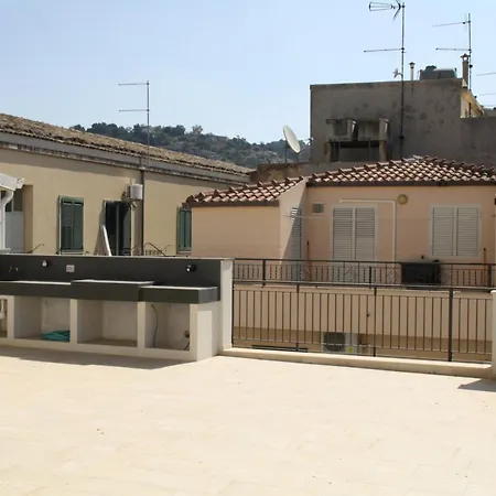 La Loggia Sul Terrazzo * Шикли
